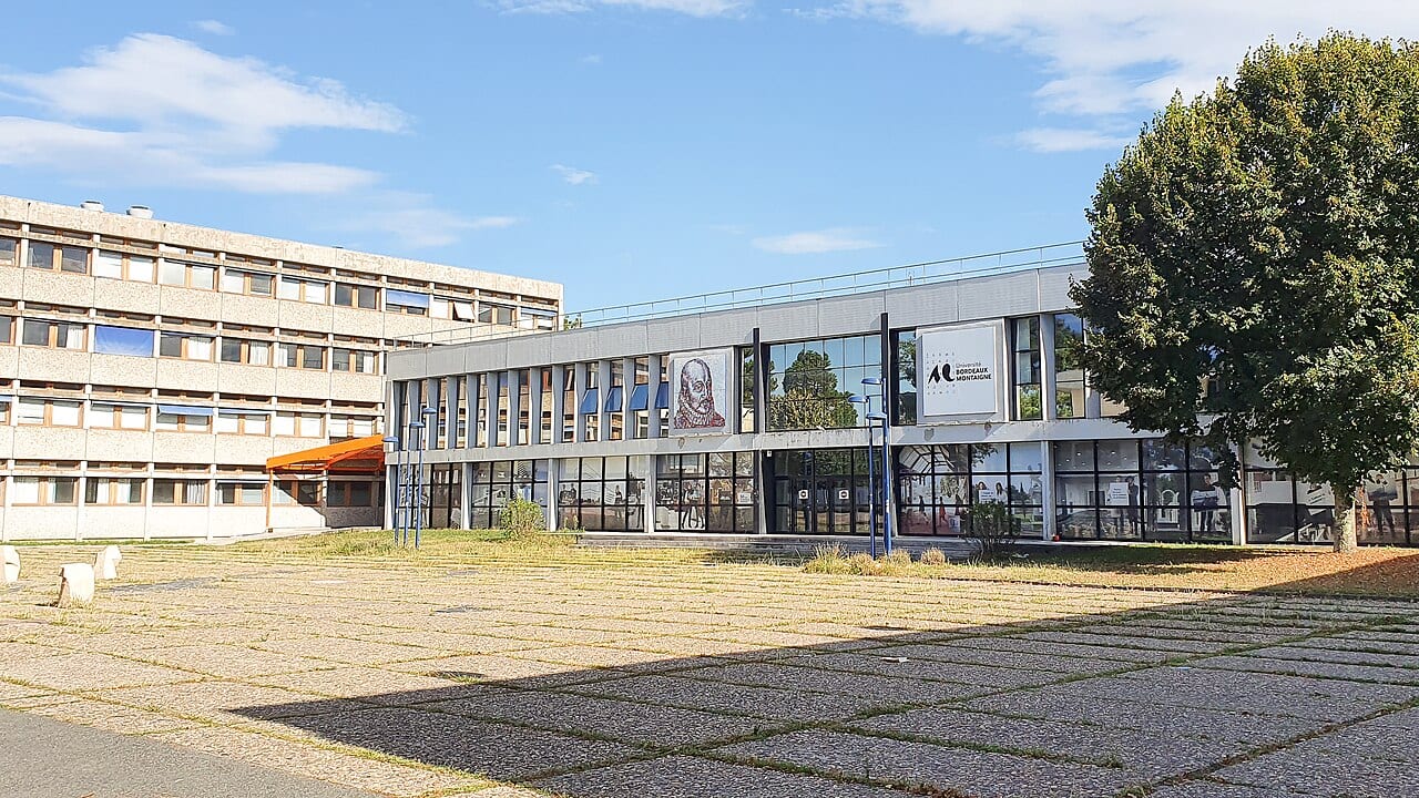 Bordeaux Montaigne University - Administration Building (summer 2020)
